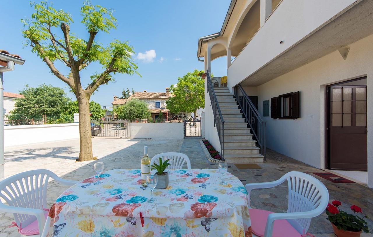 Apartment Oriana *